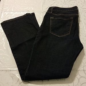 🎉HP🎉 Old Navy dark denim stretch boot cut jeans.